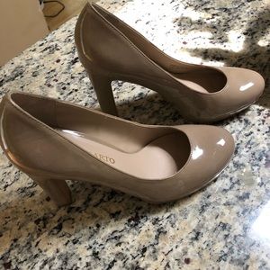 Franco Sarto Pumps
